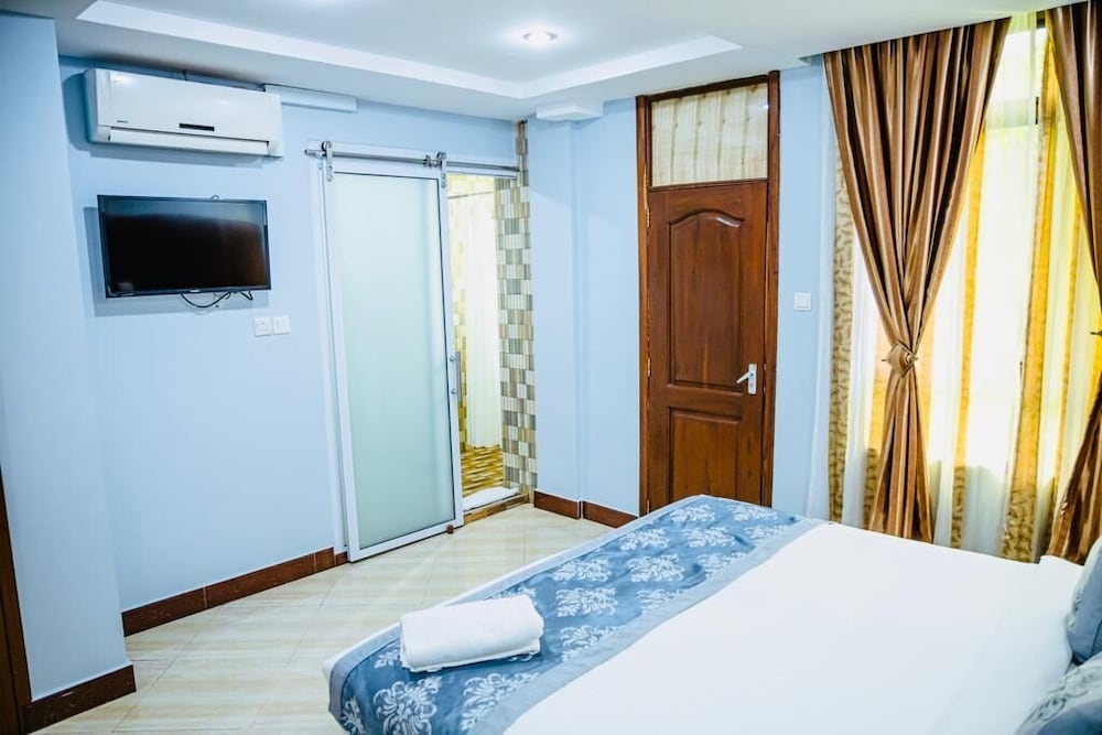 Executive Room (4)