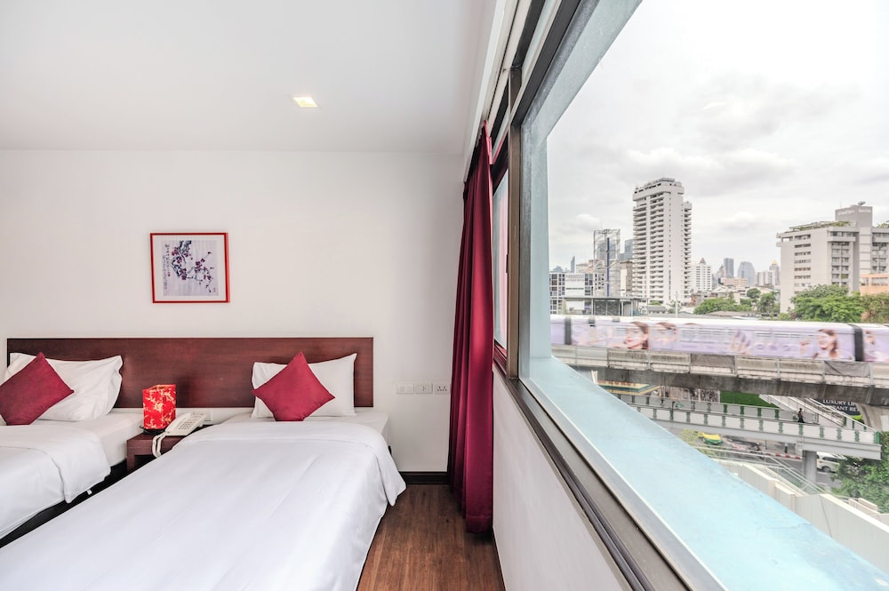 Deluxe Twin Room photo 2