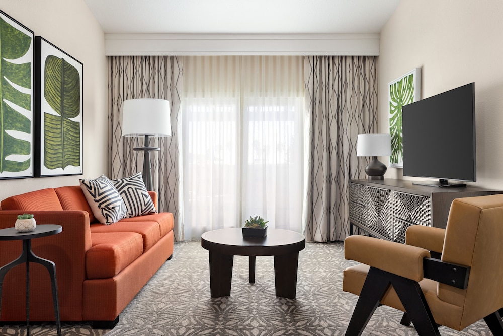 Suite, 2 Queen Beds, Accessible, Pool View - Photo 2