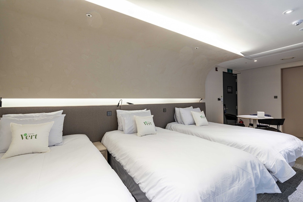 Deluxe Triple Room - Photo 1