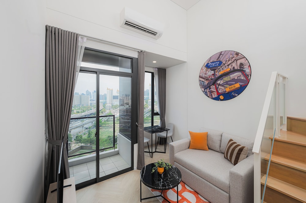 Executive Studio, 1 Queen Bed (Duplex)