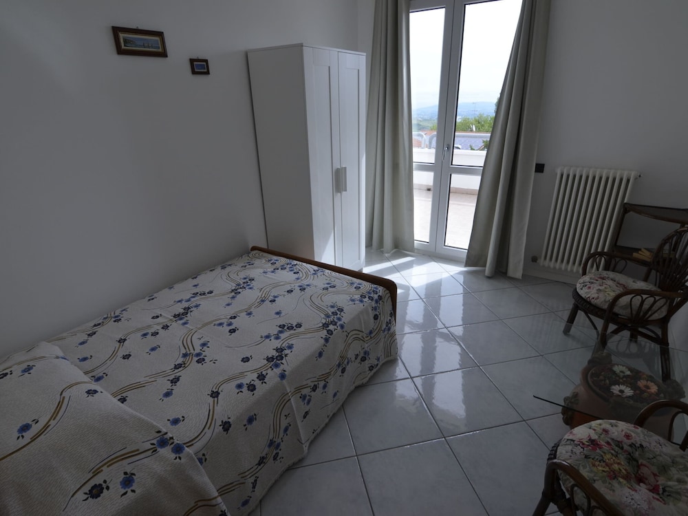 Villa photo 1
