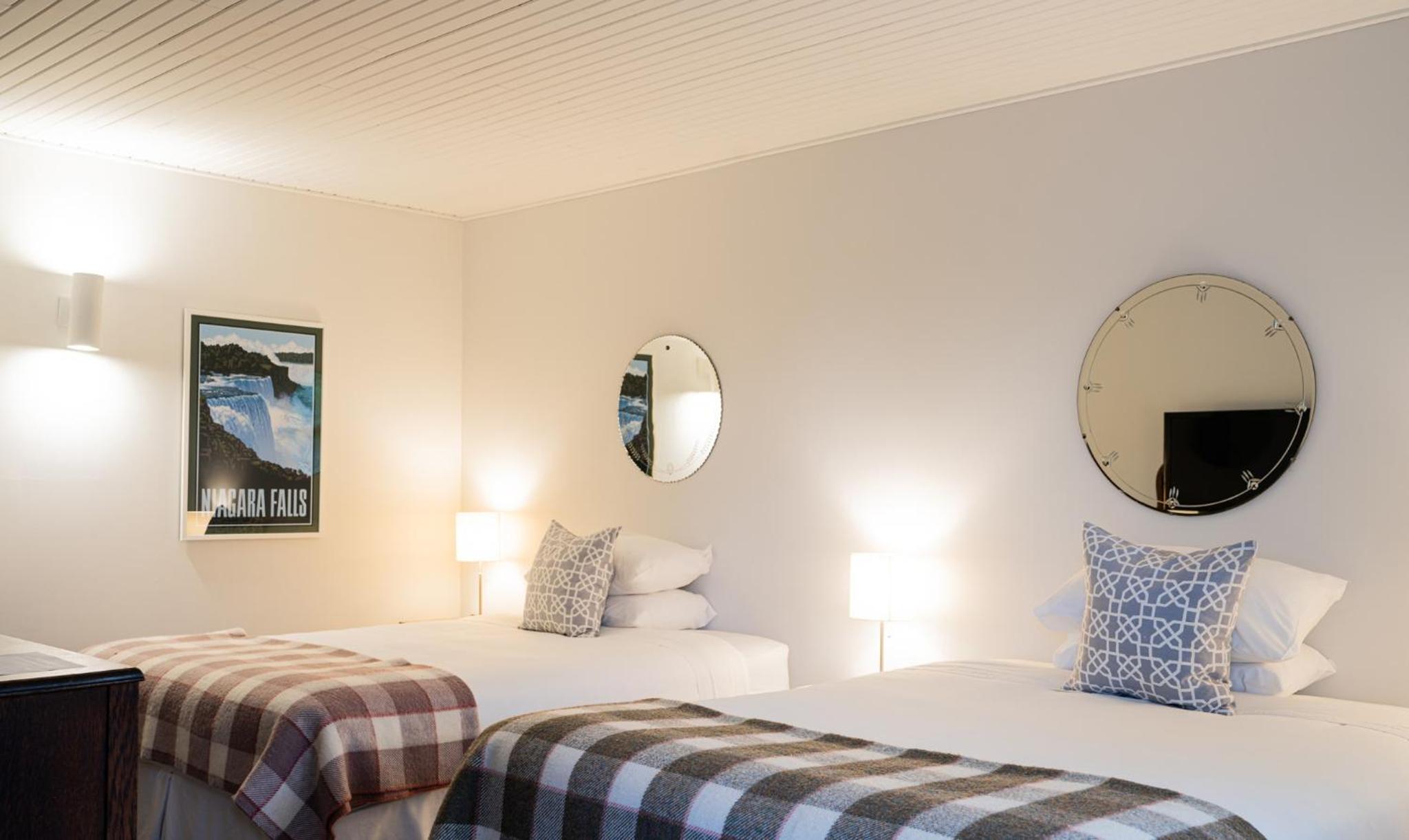 Standard Queen Room - Photo 4