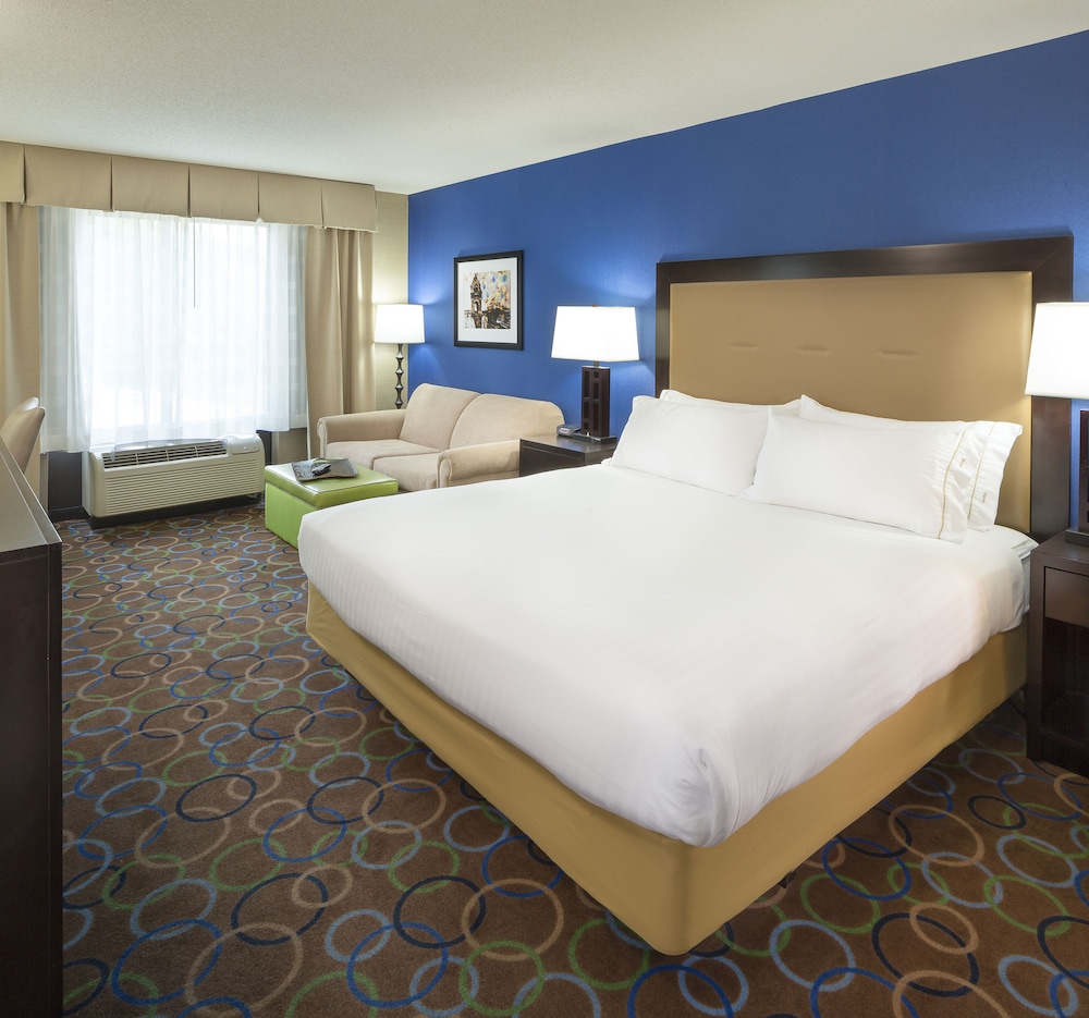 Standard Room, 1 King Bed, Accessible (Communication Accessible) photo 1