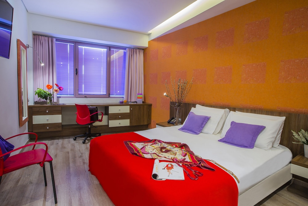 Premium Twin Room - Photo 5