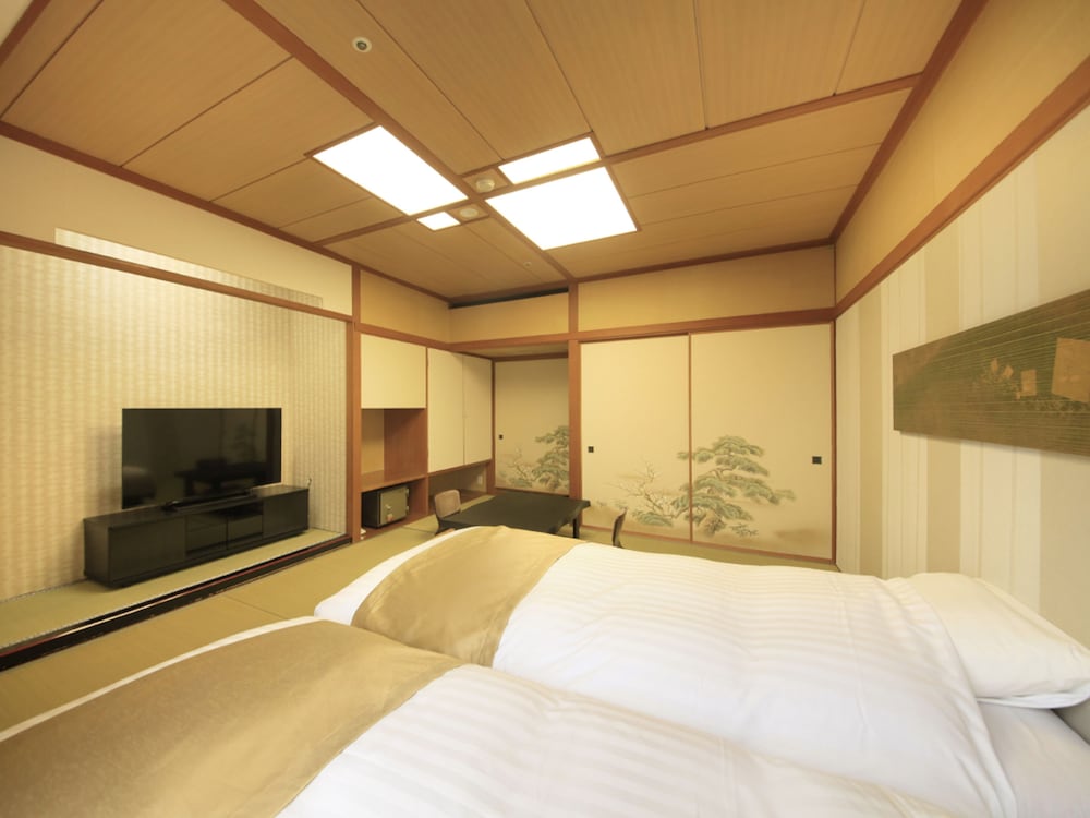 Japanese Style Room, 2 Single + 2 Futon, Non Smoking photo 3