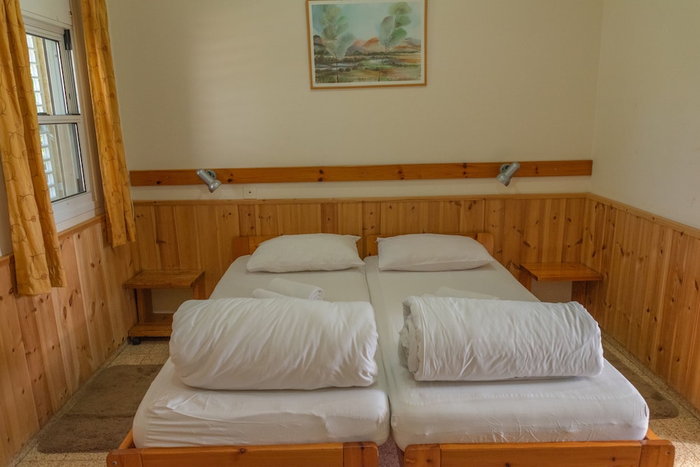 Standard Twin Room photo 3