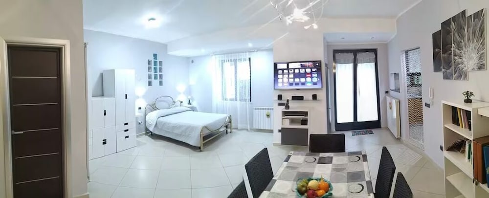 Economy House