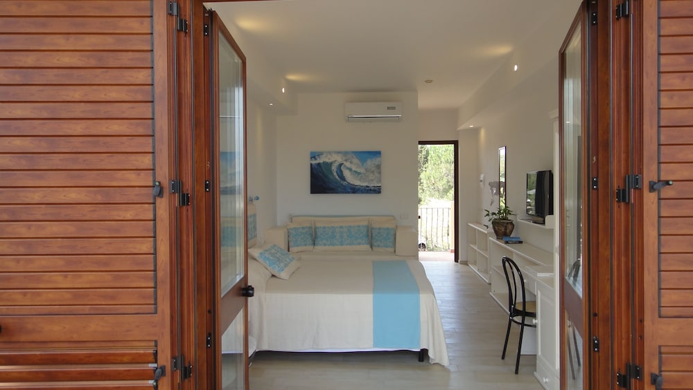 Superior Double Room (3 people) photo 2