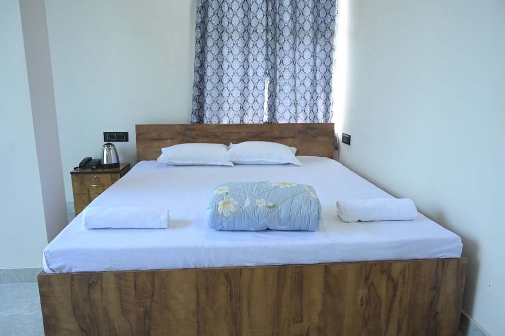 Basic Single Room