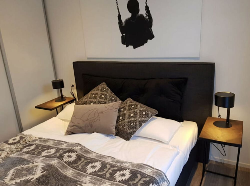 Apartment photo 2