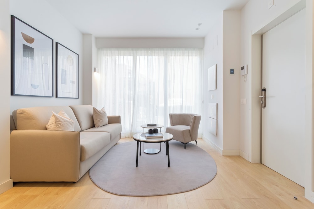 Apartment photo 3