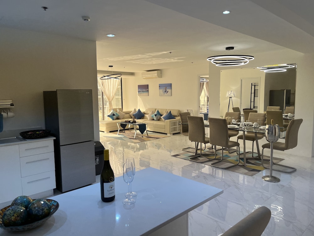 Deluxe Penthouse - Photo 7