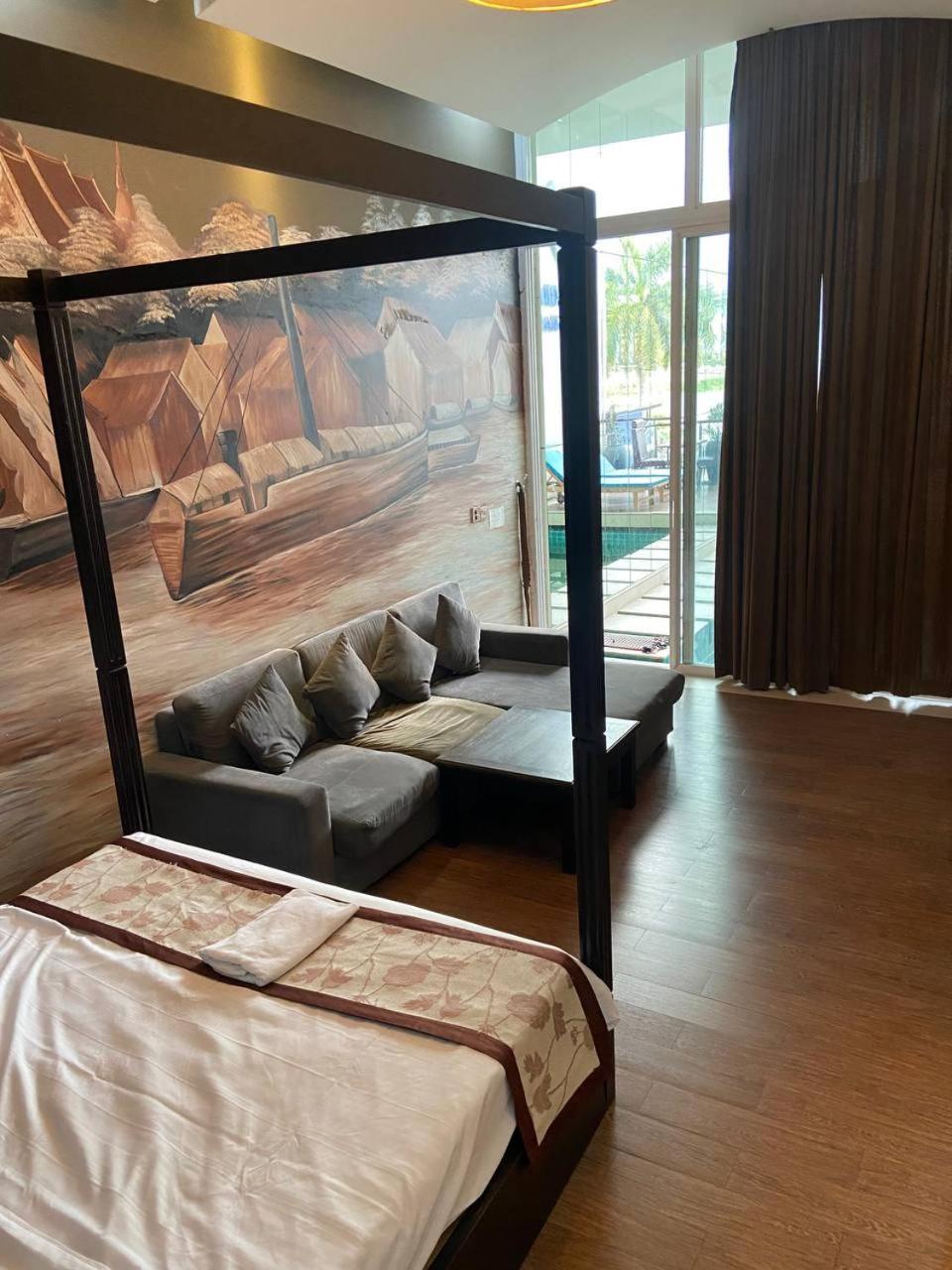 Suite With Private Pool
