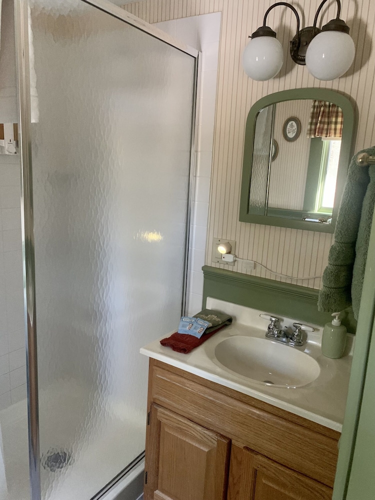 Standard Double Room, Private Bathroom (Room 2) photo 3