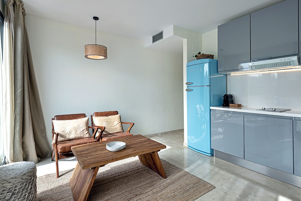 Superior Penthouse photo 3