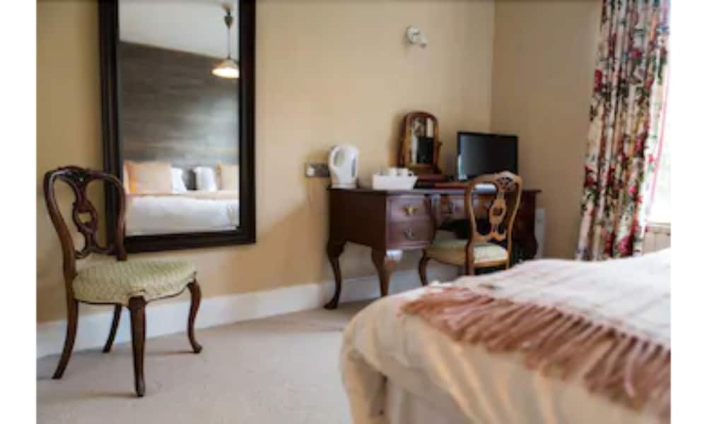 Double Room - Photo 8