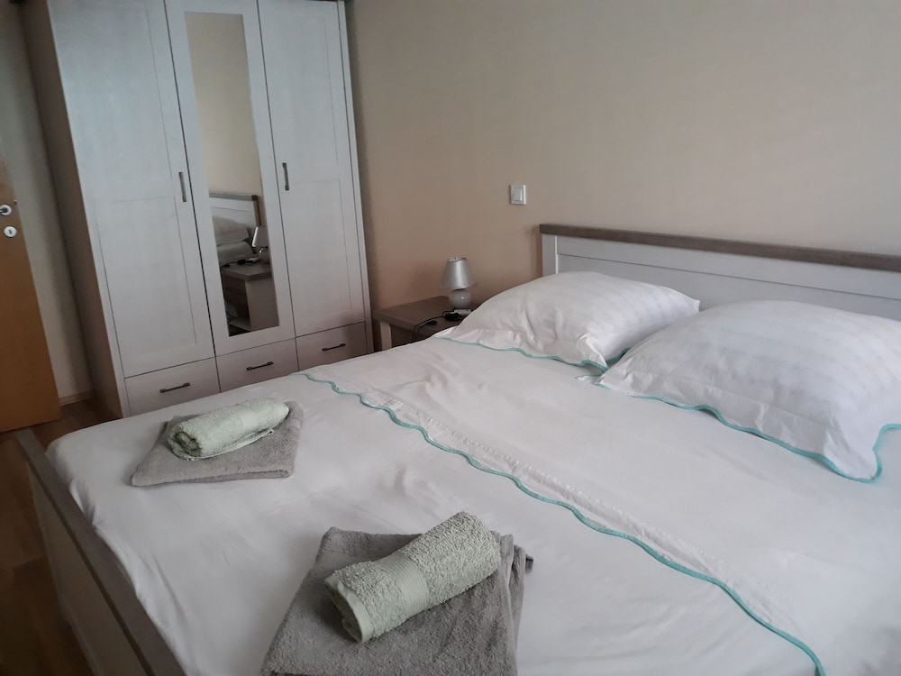 Big Apartment, 1 Bedroom, Patio photo 1