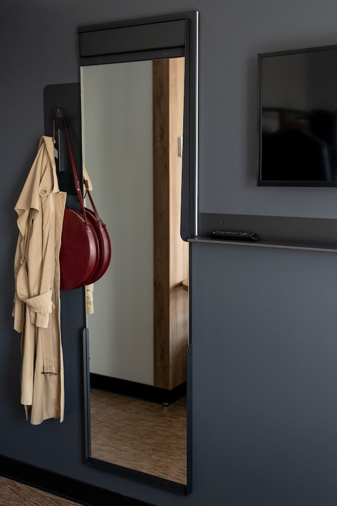 Double Room - Photo 17