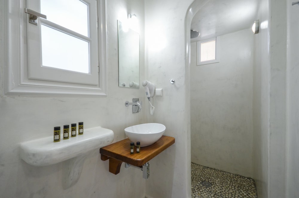 Double or Twin Room, Sea View photo 3