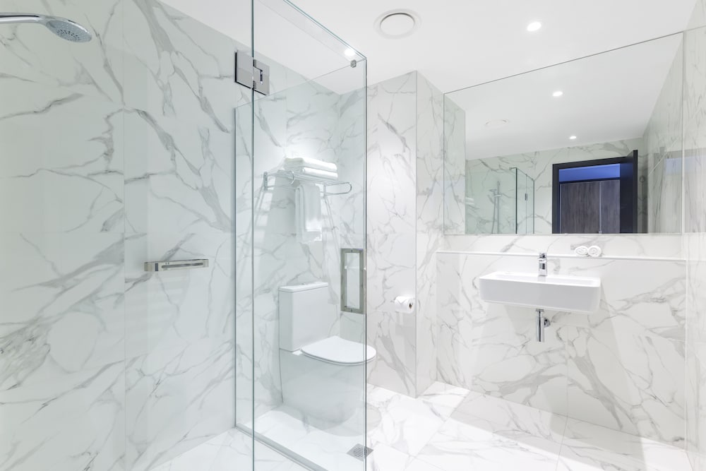 Interconnecting Executive Studio