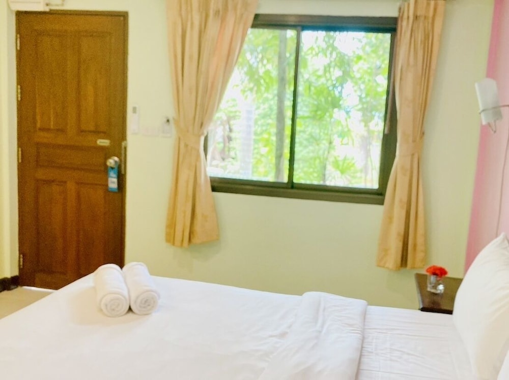 Economy Double Room - Photo 20