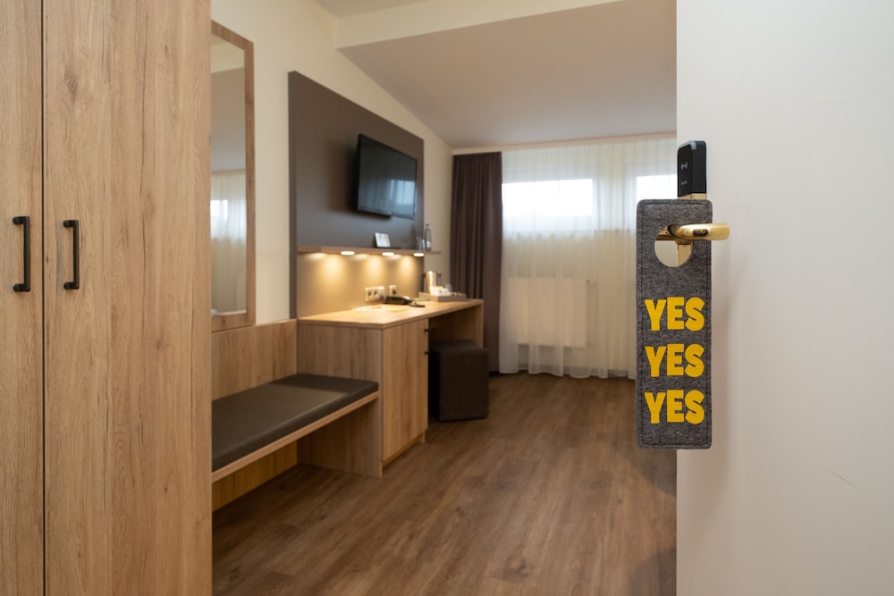 Premium Single Room photo 2