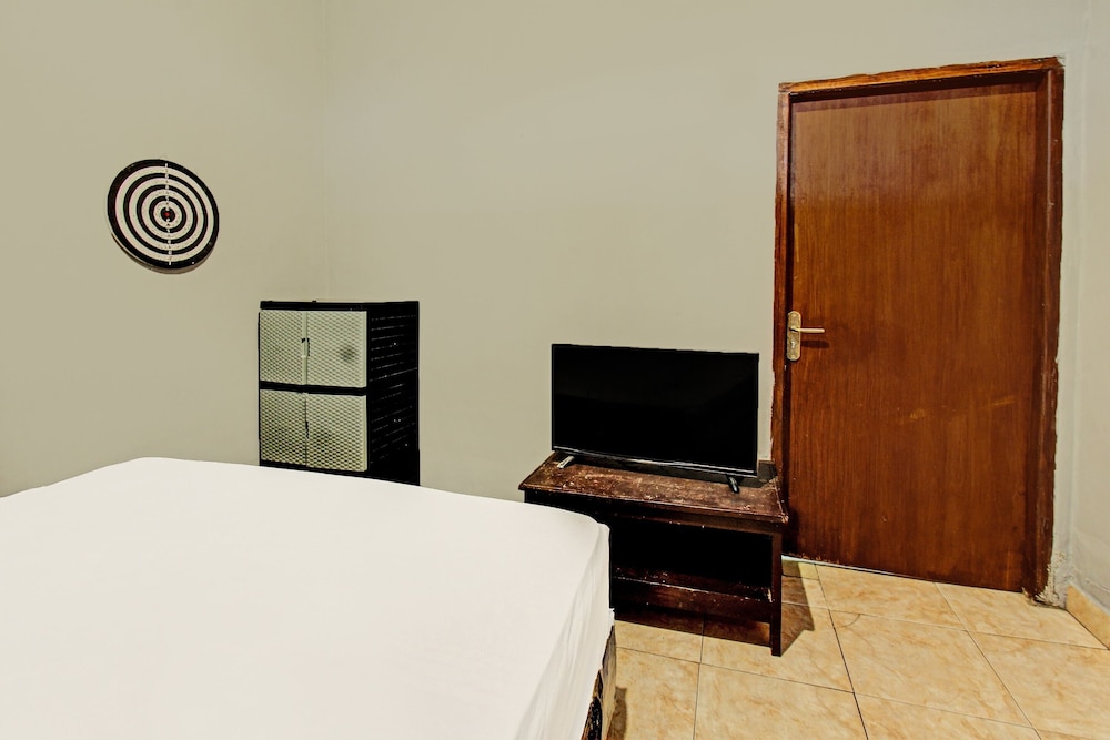 Economy Double Room - Photo 4