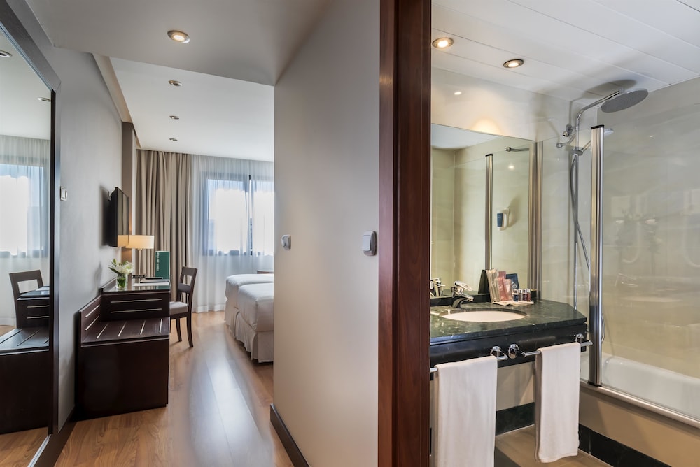 Double Room - Photo 4