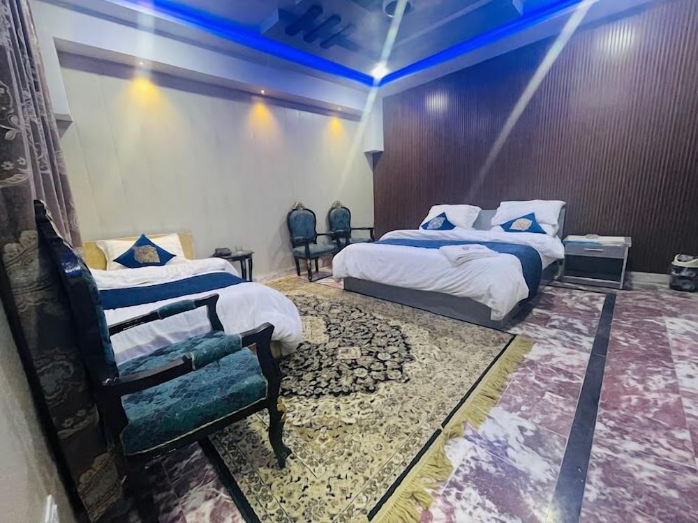 Deluxe Double Room photo 2