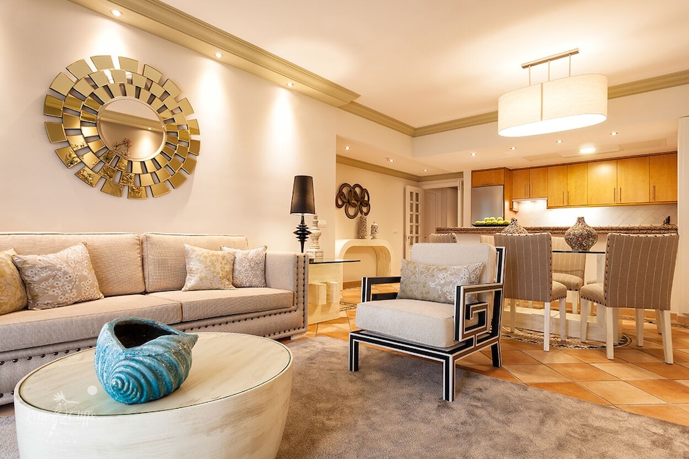 Deluxe Suite, 2 Bedrooms photo 2