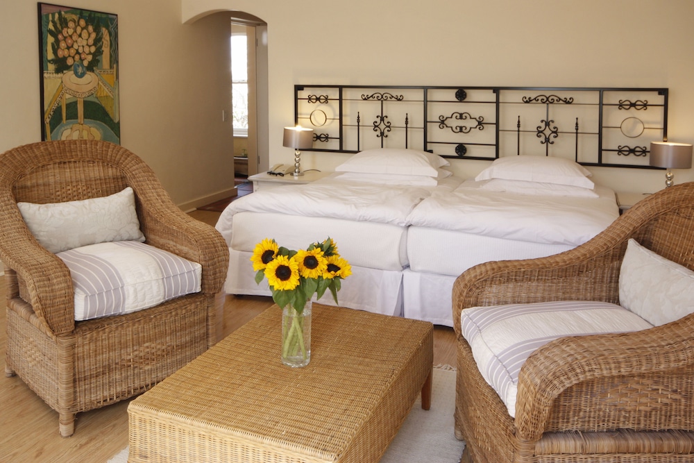 Standard Twin Room, 1 Bedroom, Balcony, Garden Area photo 1