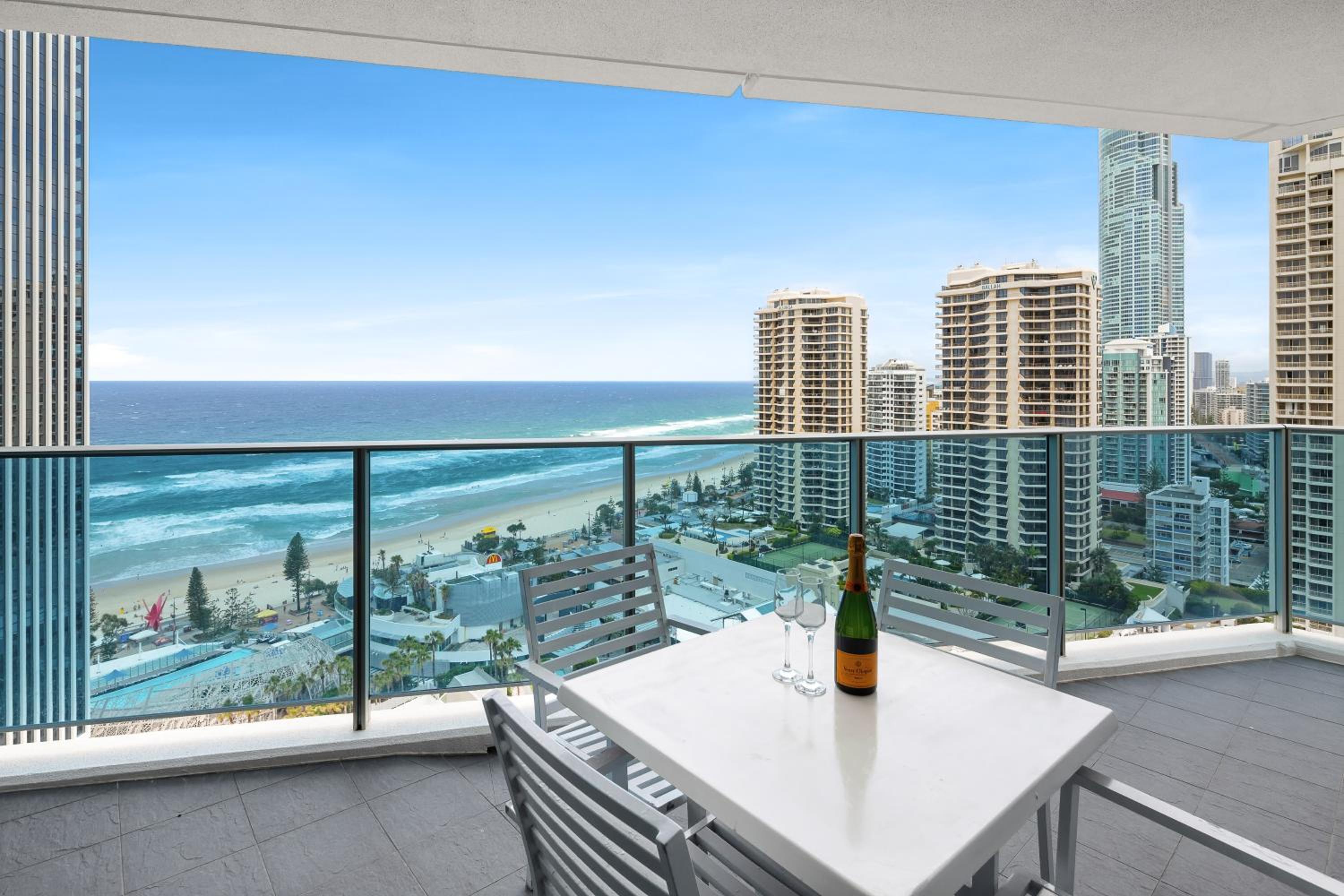 Two bedroom, two bathroom level 18 ocean view photo 2