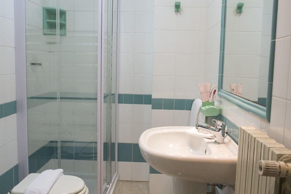 Triple Room - Photo 5