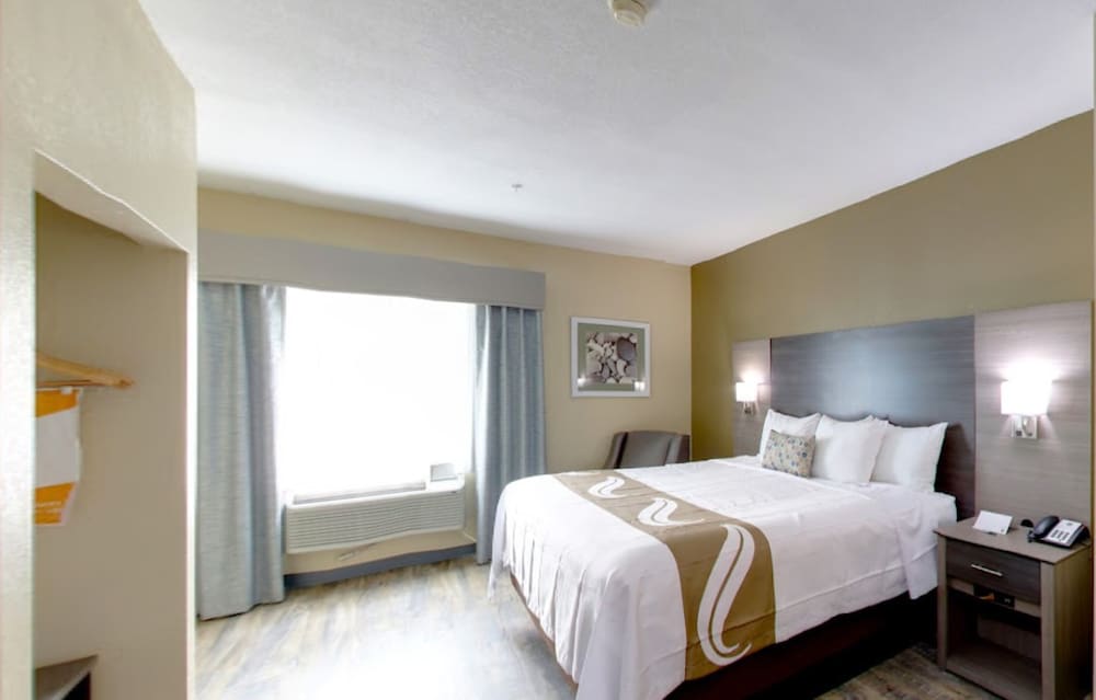 Room, 1 Double Bed, Non Smoking - Photo 4