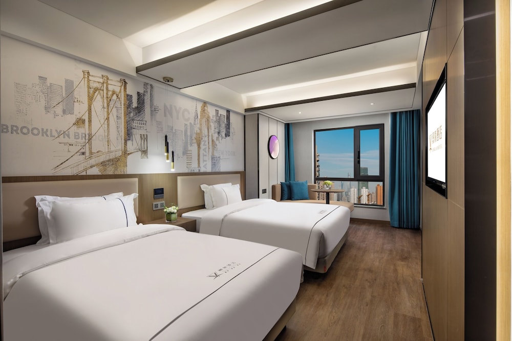 Chic Deluxe Twin Room