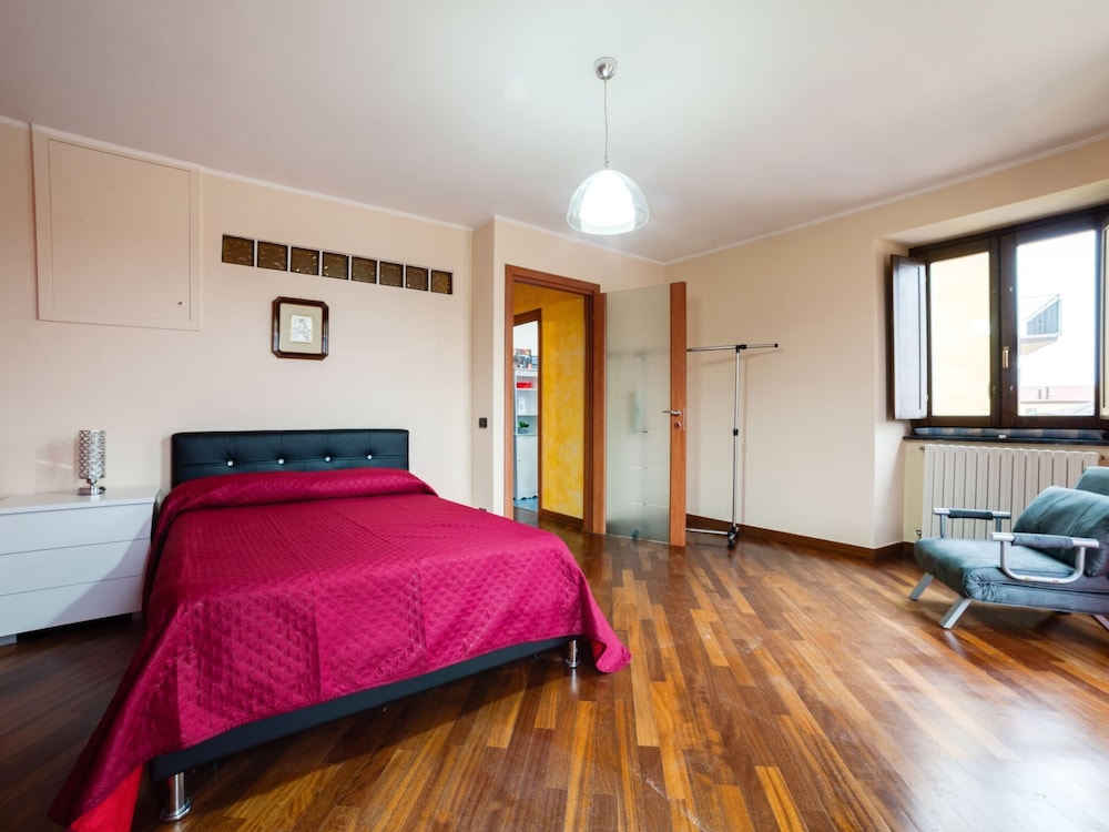 House photo 2