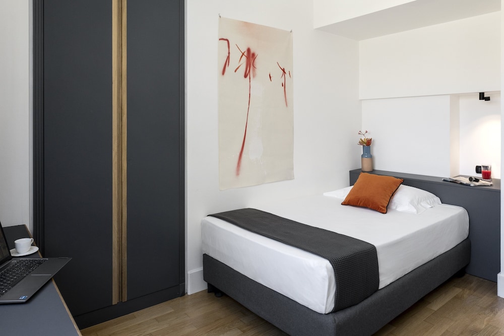 Classic Single Room