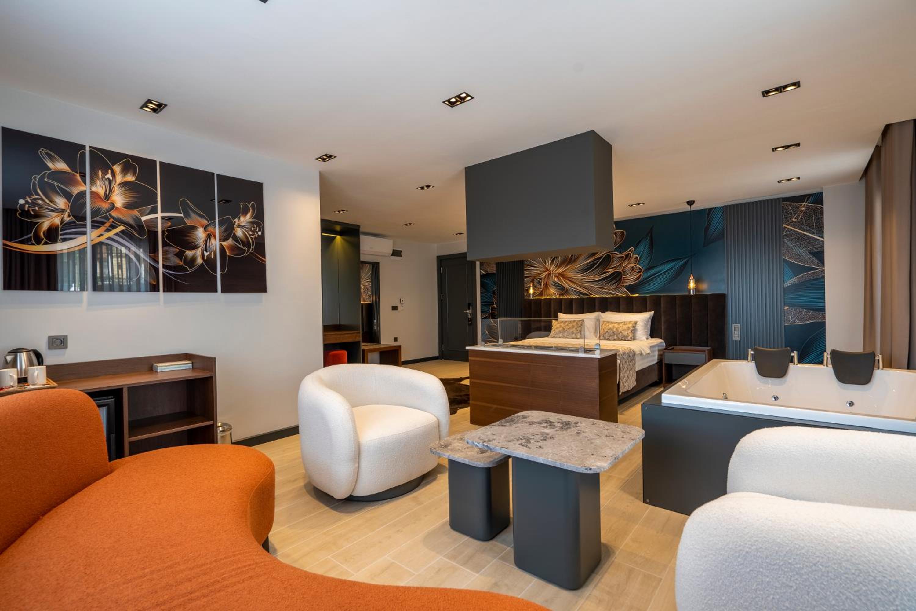 King Room