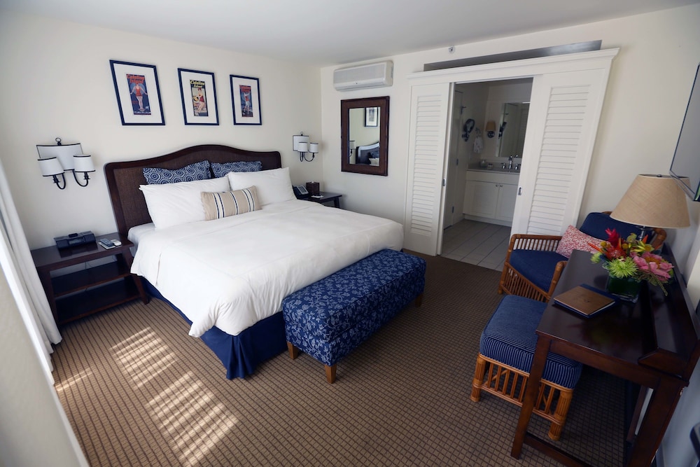 Deluxe Room, 1 King Bed