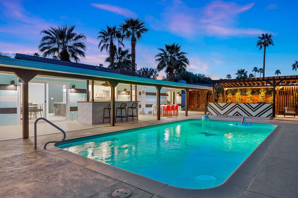 The Ritz - Luxury Home With Pool Speakeasy Bar, Billede 22
