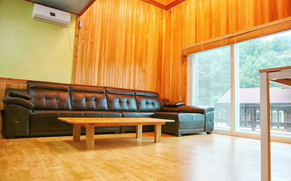 Unshared House (Two-Story)