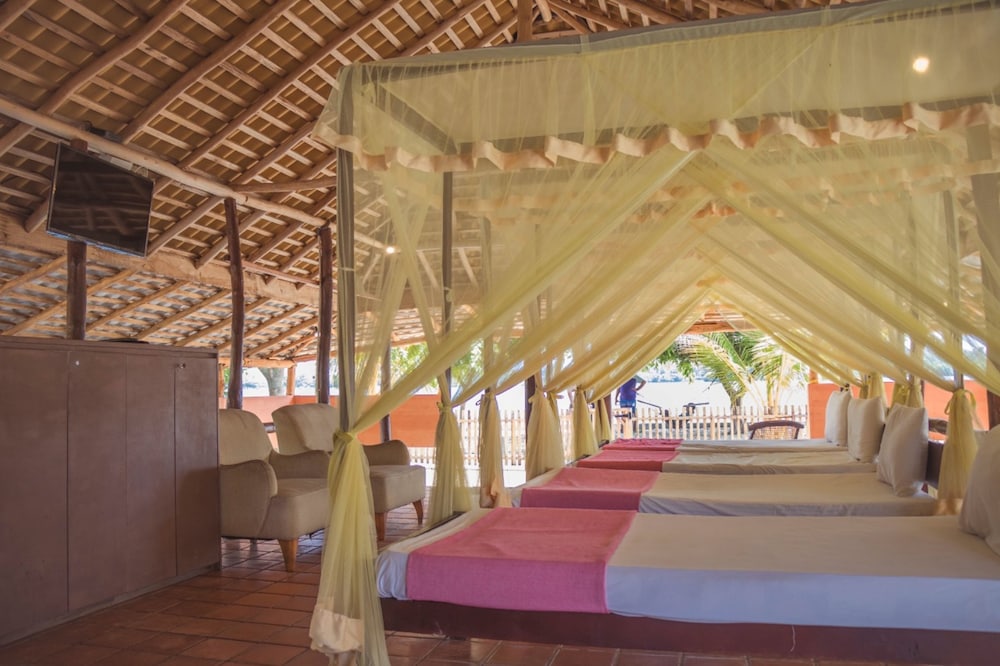 Waterfront Open Cabana photo 1