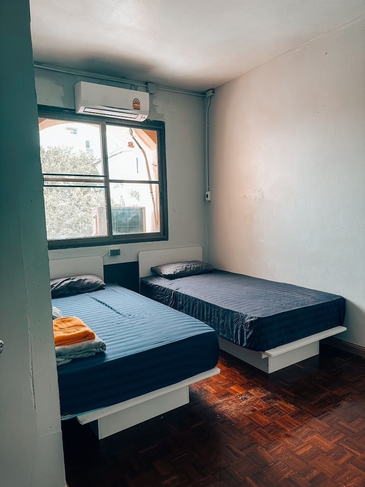 Basic Twin Room photo 1