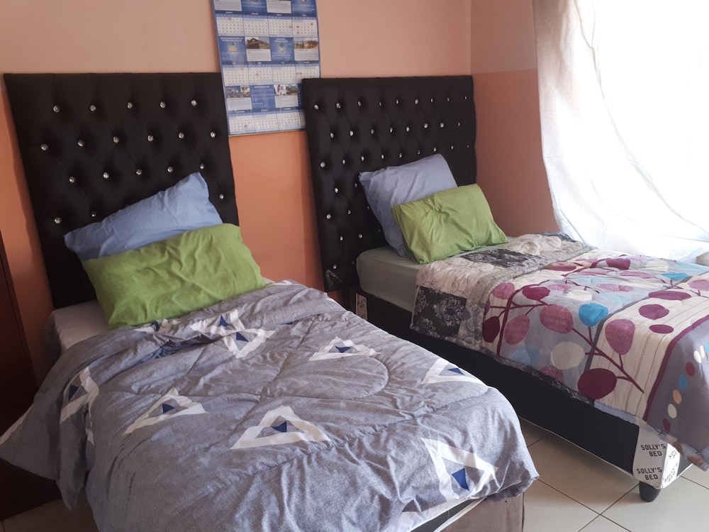 Deluxe Single Room