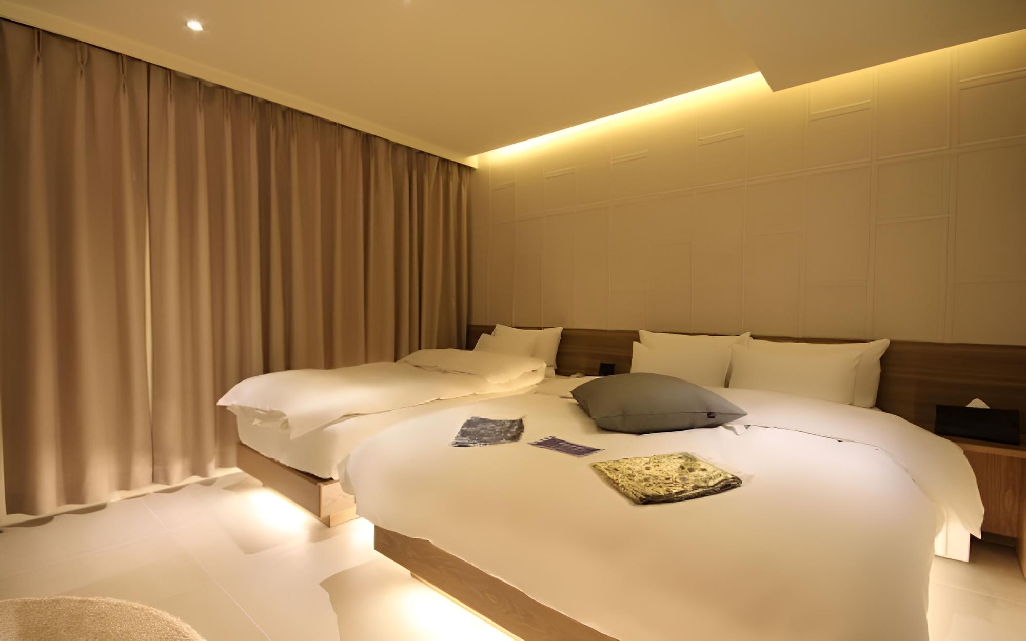 Room (Twin couple 2PC room (high specificat)