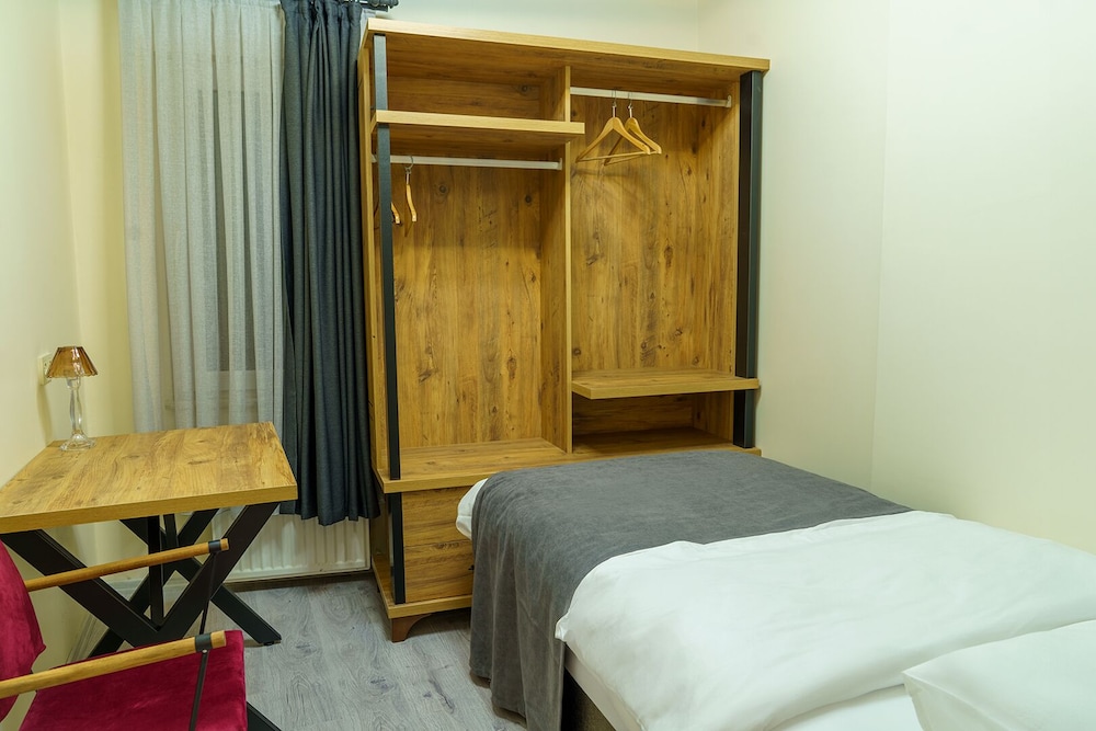 Economy Apartment