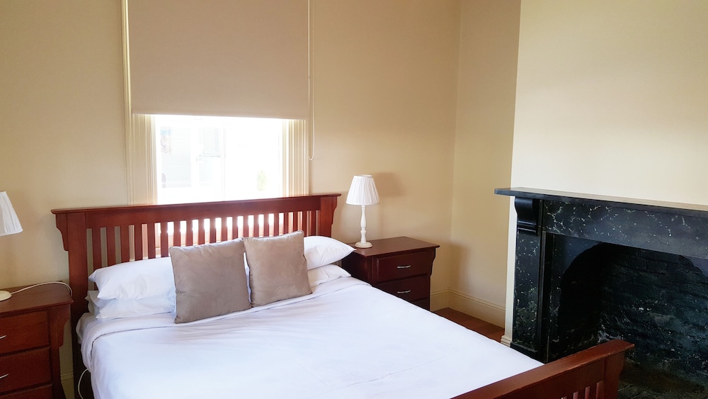 Four Bedroom Drill Hall Cottage photo 1