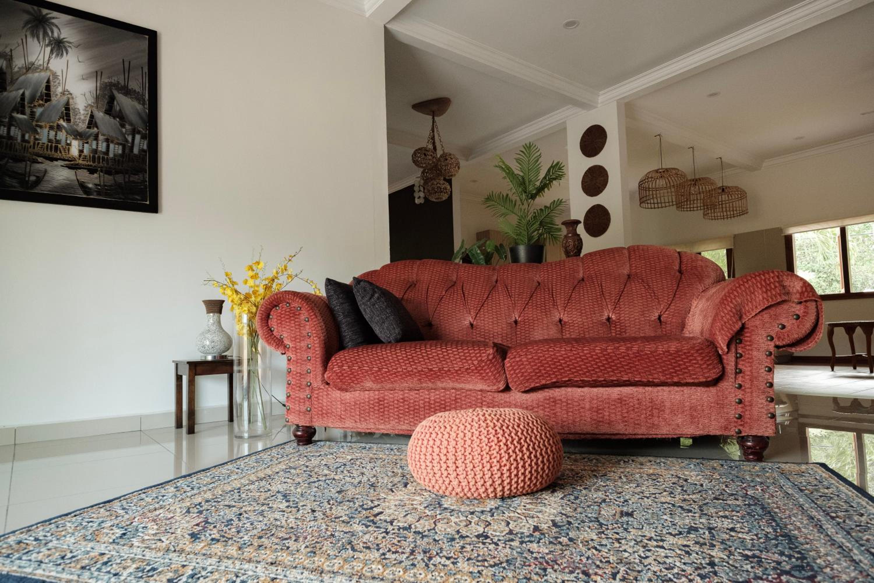 Three-Bedroom Villa - Photo 11