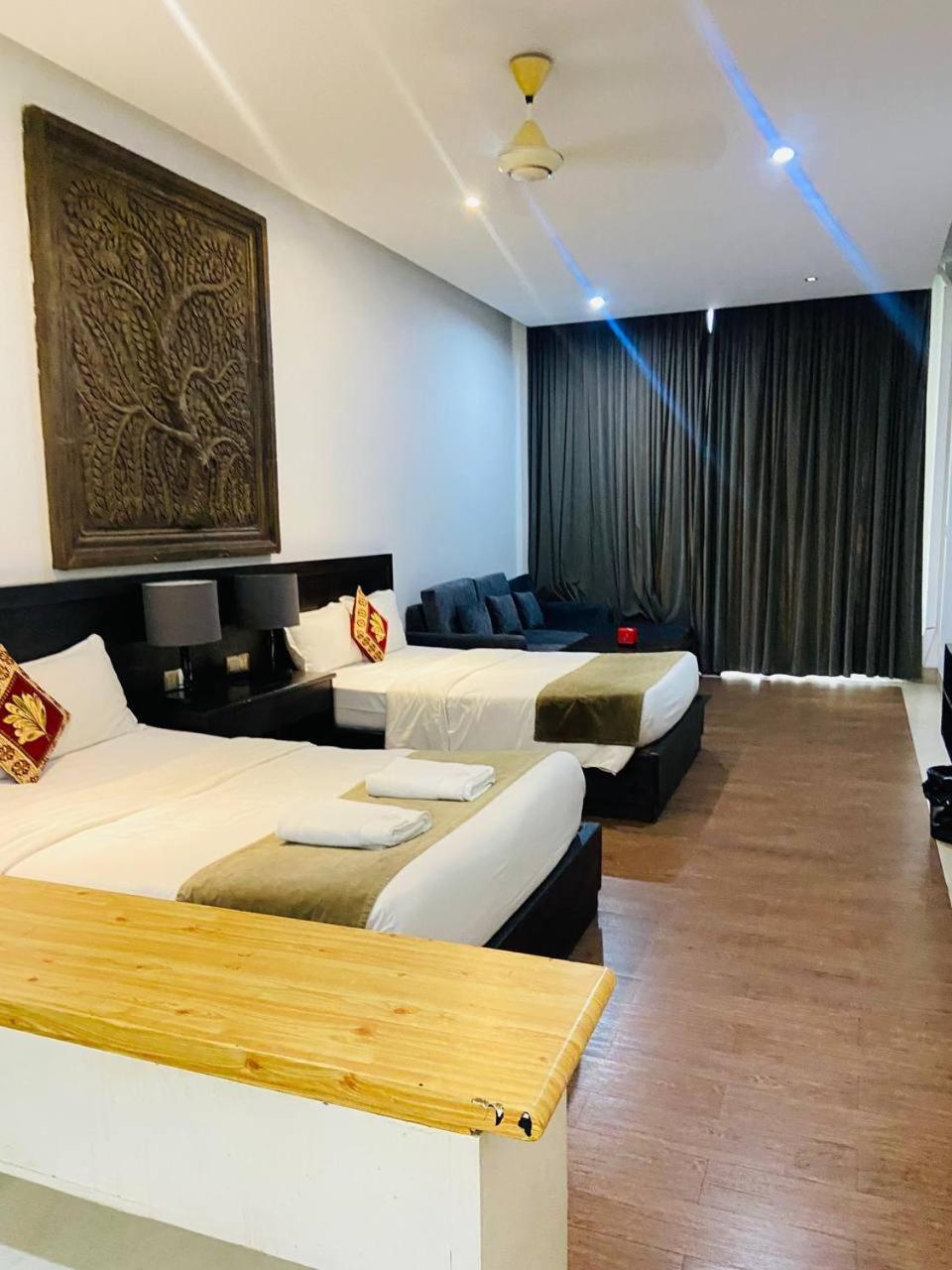 King Room With Two King Beds
